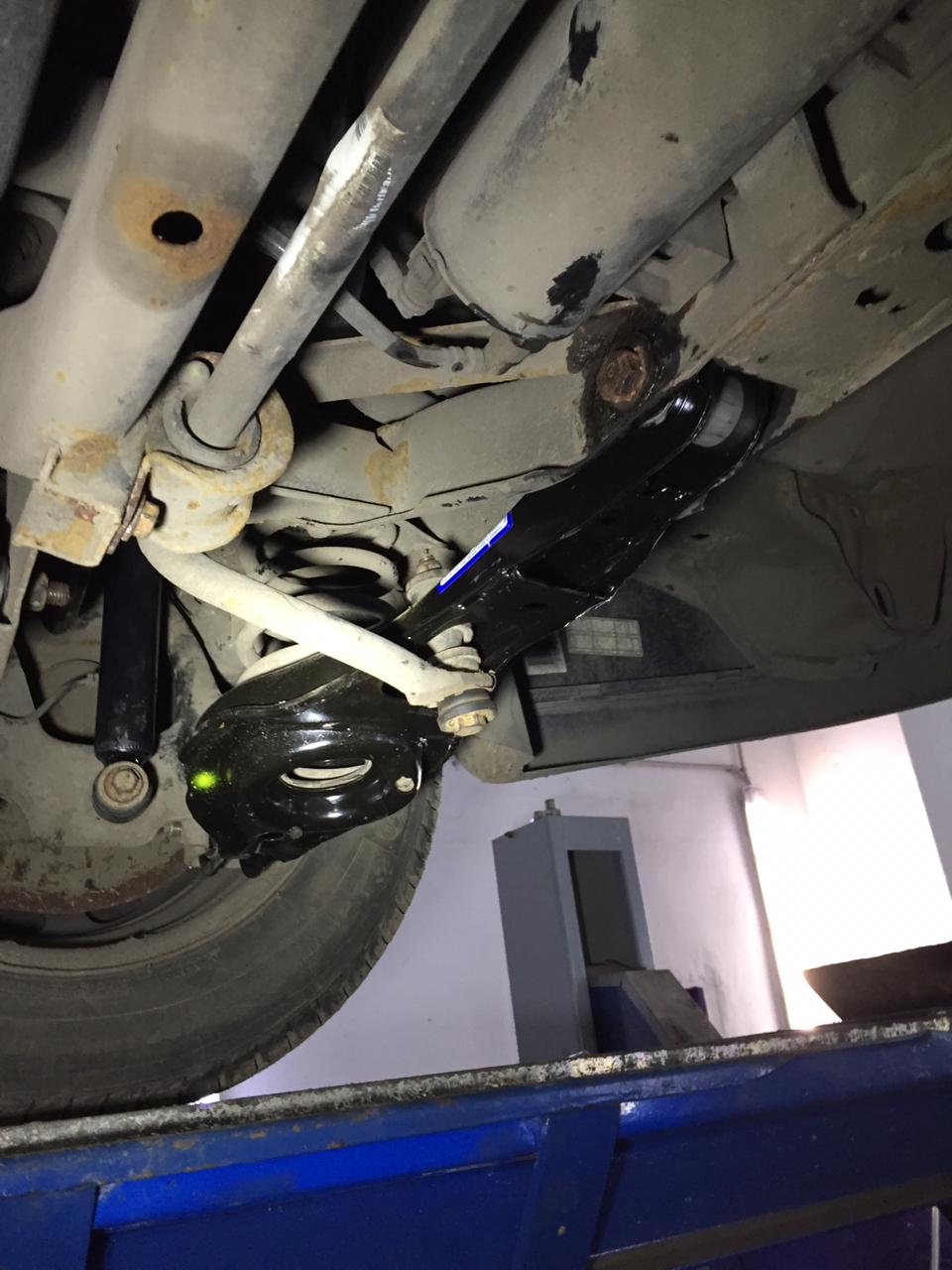 замена задних поперечных рычагов вольво